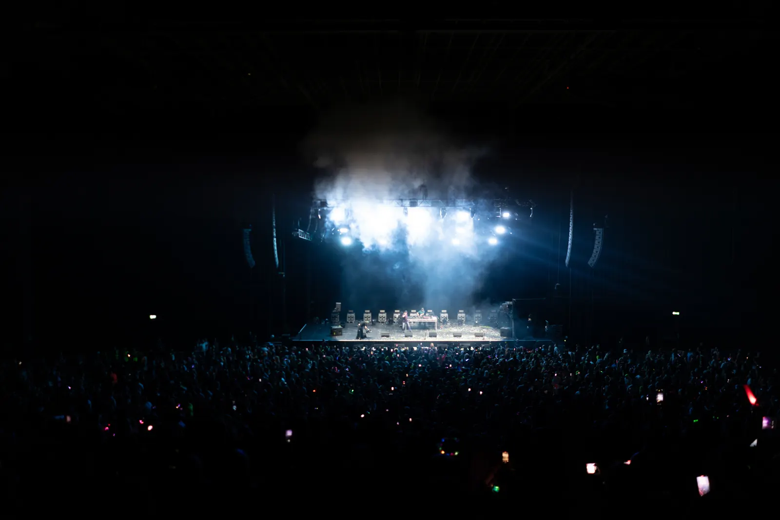 Festival mainstage, wide shot